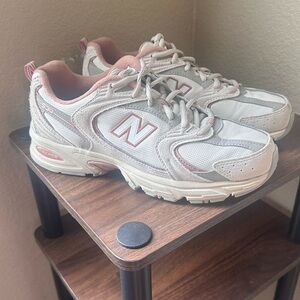 New Balance 530 Cream and Pink Running Shoes